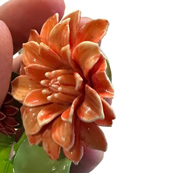 Vintage Pin/Brooch Bundle of 3 with 2-Floral and 1-vintage style bicycle - Picture 8 of 12